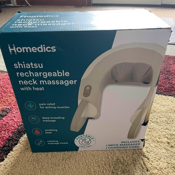 Homedics Rechargeable Shiatsu Neck Massager with Heat - Cream - Picture 1 of 1
